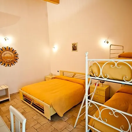 Casa di campagna Masseria La Gravina *